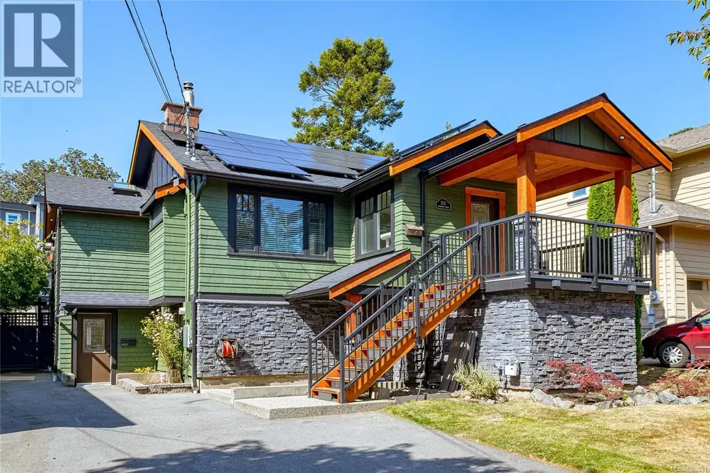 1232 Effingham St, Esquimalt