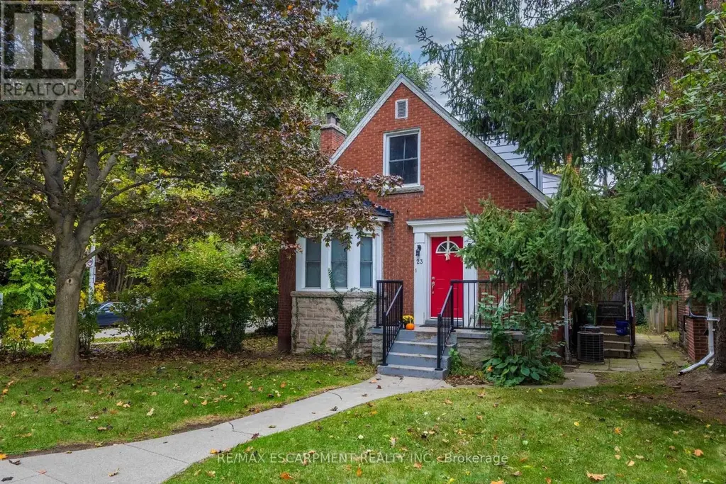 23 Forsyth Avenue S, Hamilton (Westdale)