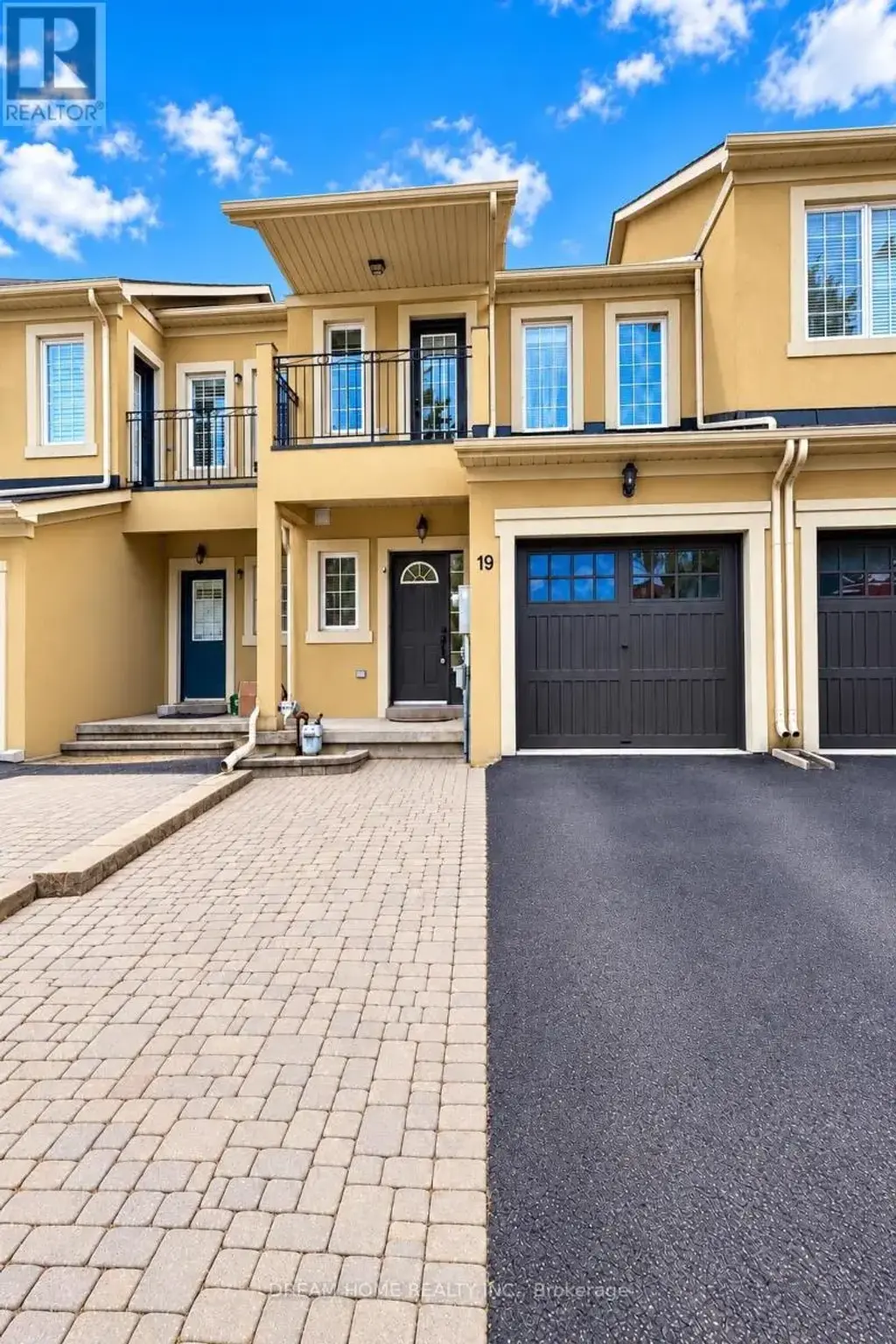 19 Rustic Avenue, Richmond Hill (Rouge Woods)