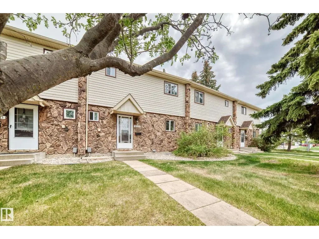 9323 Morinville Dr, Morinville