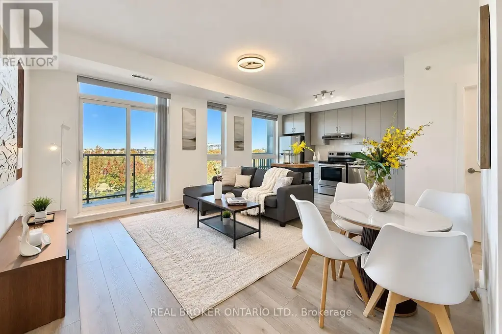 301 - 1709 Bur Oak Avenue, Markham (Wismer)