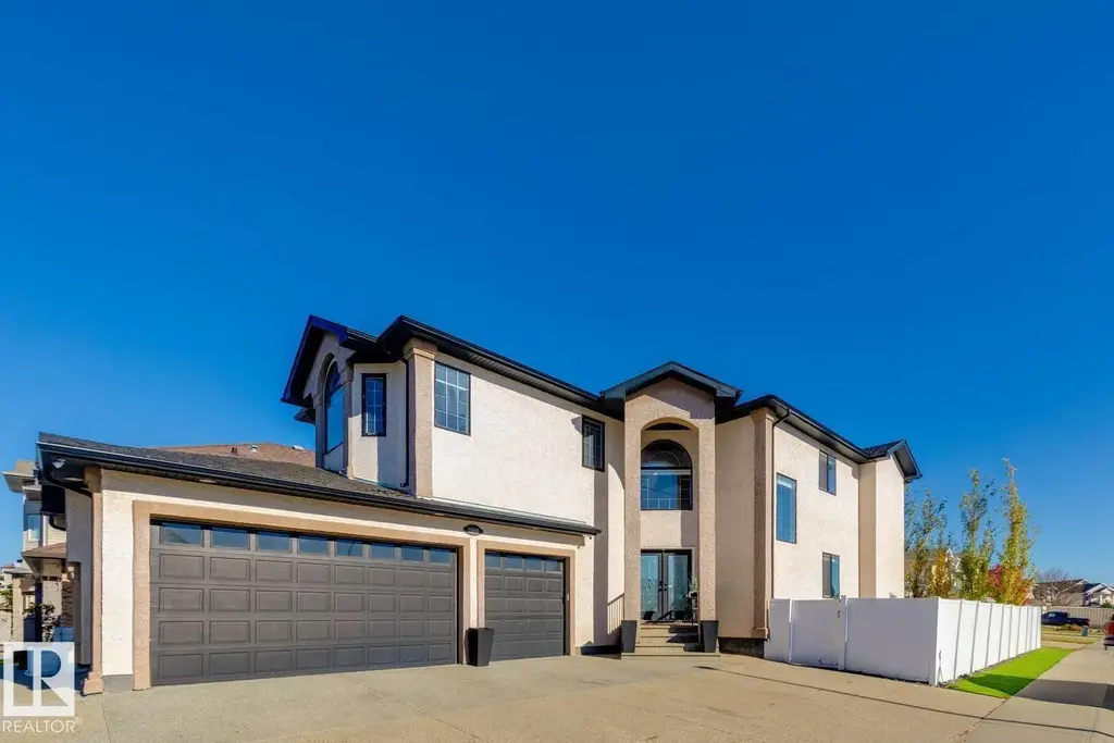 15803 95 St Nw, Edmonton