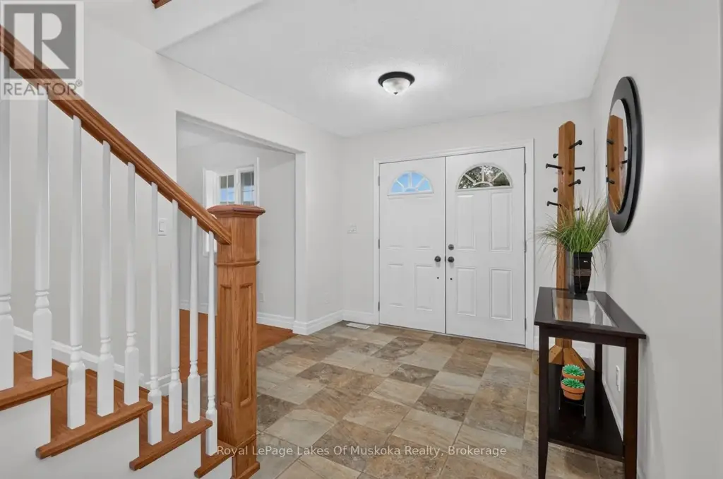 $1099000 | Monck (Bracebridge) for Sale at 77 Lankin Avenue ...