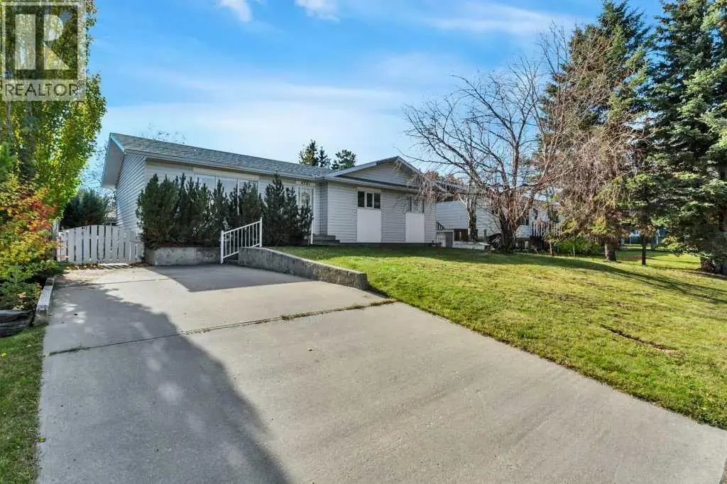 4701 57 Avenue, Rimbey