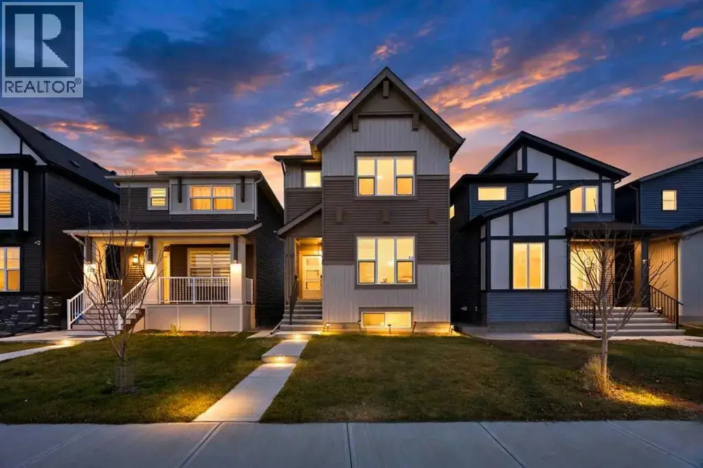 113 Corner Glen Way Ne, Calgary