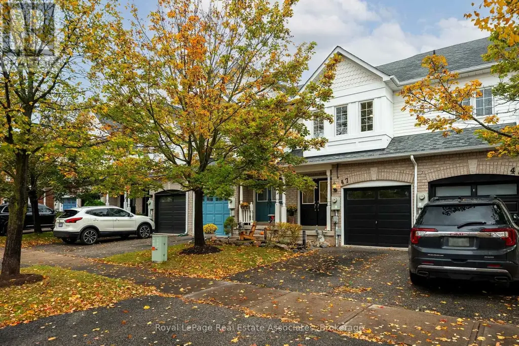 47 Bradley Drive, Halton Hills (Georgetown)