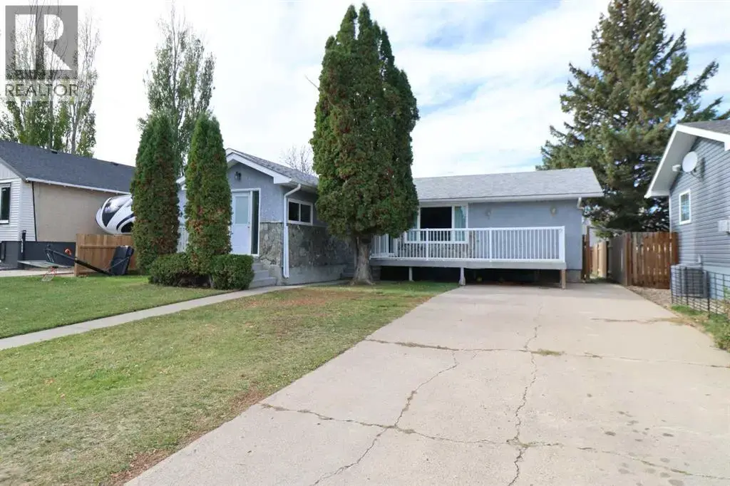 5612 57 Street, Taber