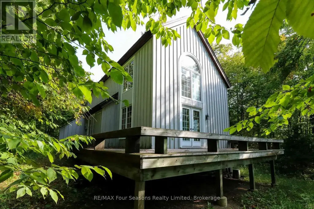 6 Cerberus Trail, Clearview (Devil's Glen)
