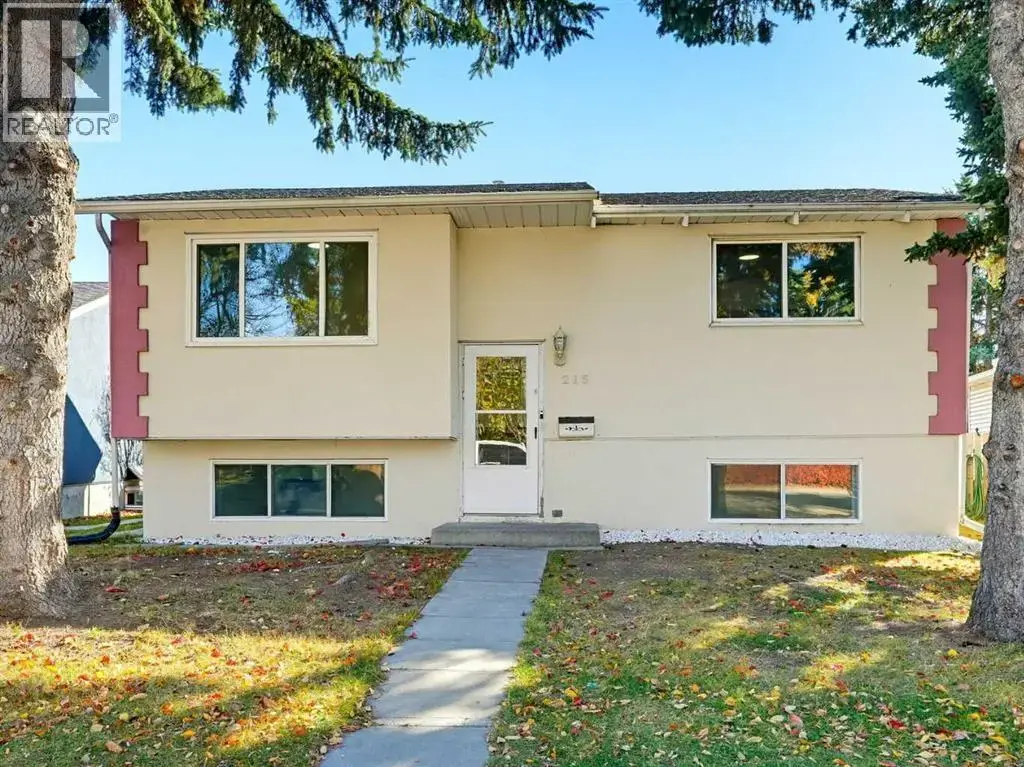 215 Rundlecairn Road Ne, Calgary