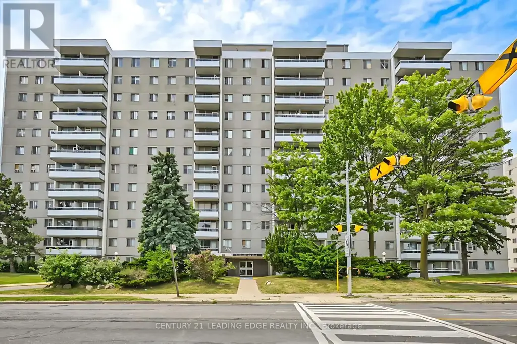 611 - 940 Caledonia Road, Toronto (Yorkdale-Glen Park)