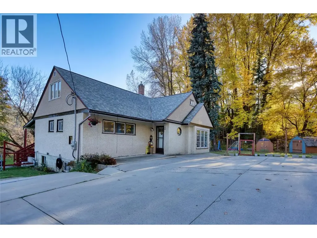 2066 Caughlin Road, Fruitvale