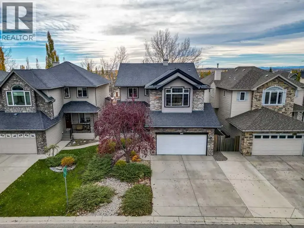 202 Crystal Green Place, Okotoks