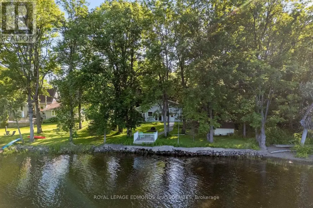 731 Francie Lane, Laurentian Valley