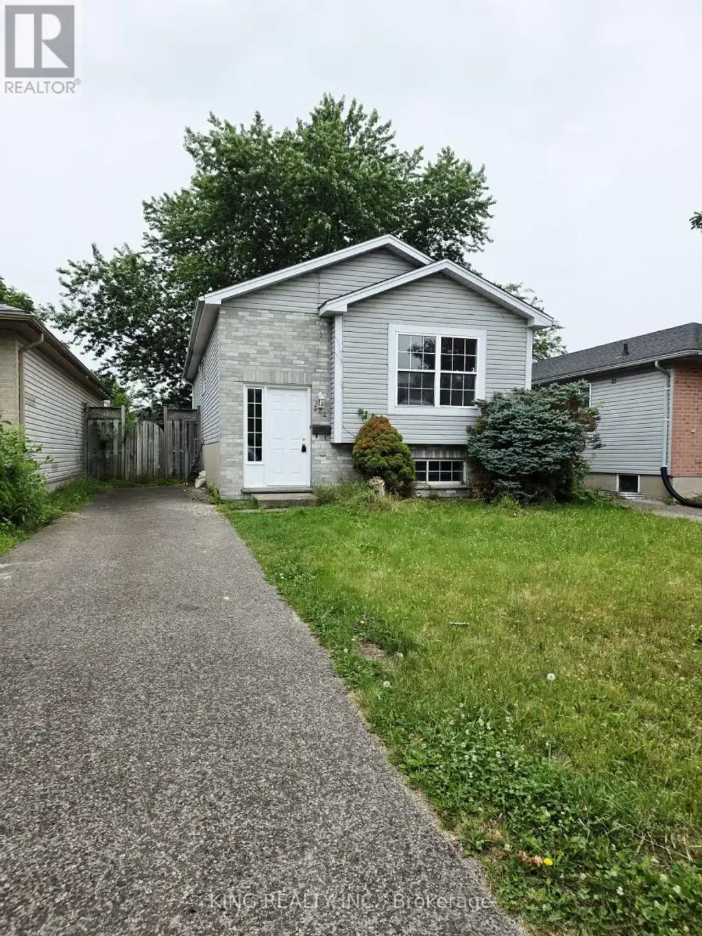 322 Fleming Drive, London East (East D)