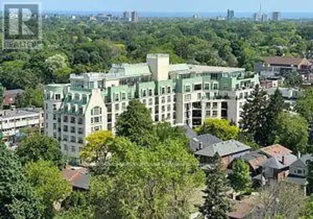 201 - 650 Mount Pleasant Road, Toronto (Mount Pleasant West)