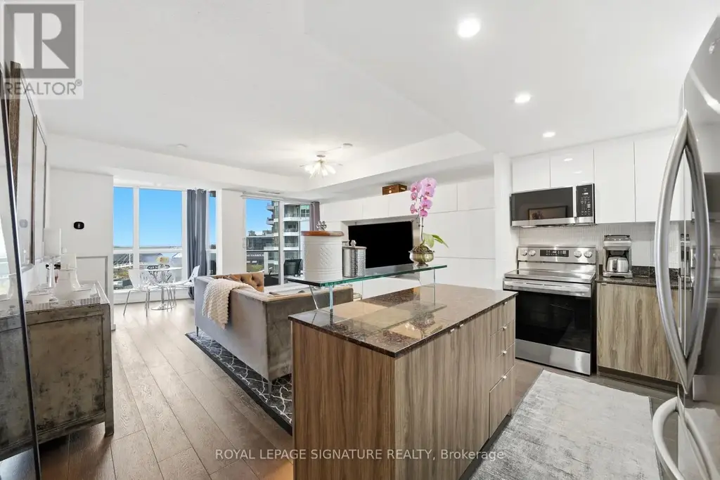 510 - 218 Queens Quay W, Toronto (Waterfront Communities)