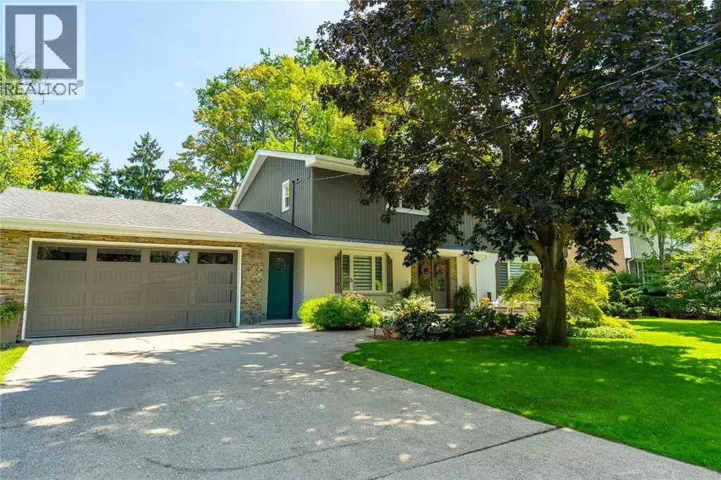 1272 Glen Douglas Drive, Sarnia