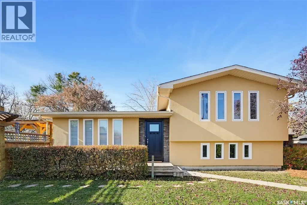 145 1st Street, Dalmeny