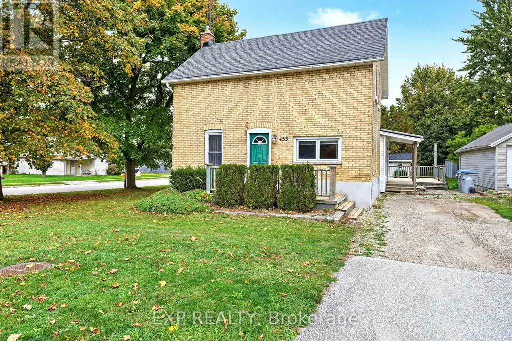 455 Simcoe Street, Warwick (Watford)
