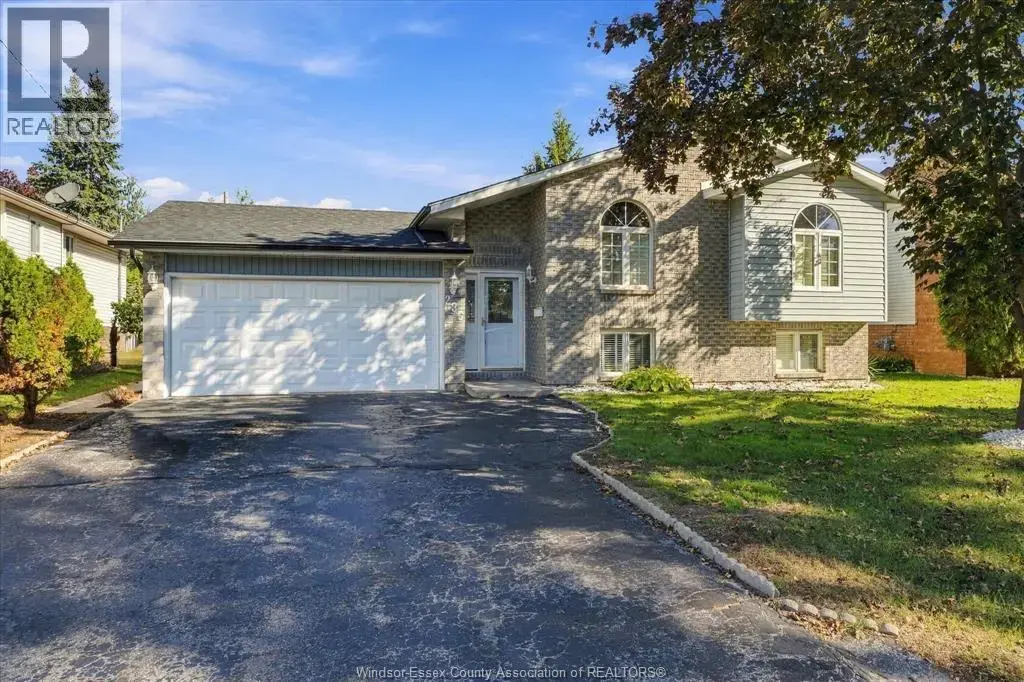 239 Bouffard Road, LaSalle