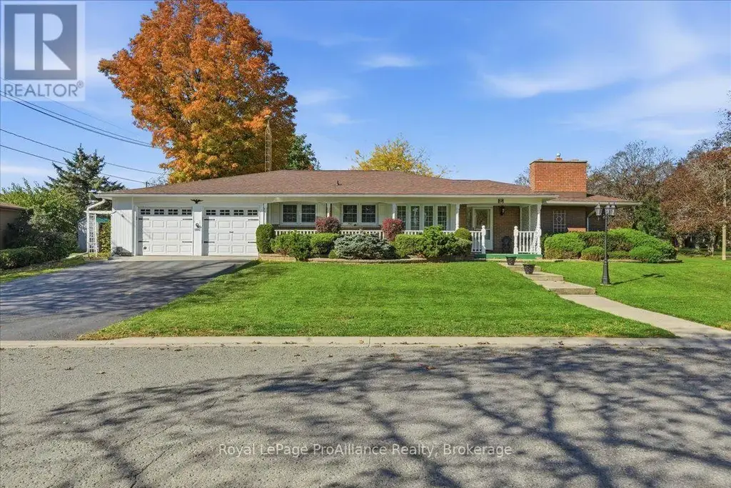 9 Parkview Heights, Quinte West (Trenton Ward)