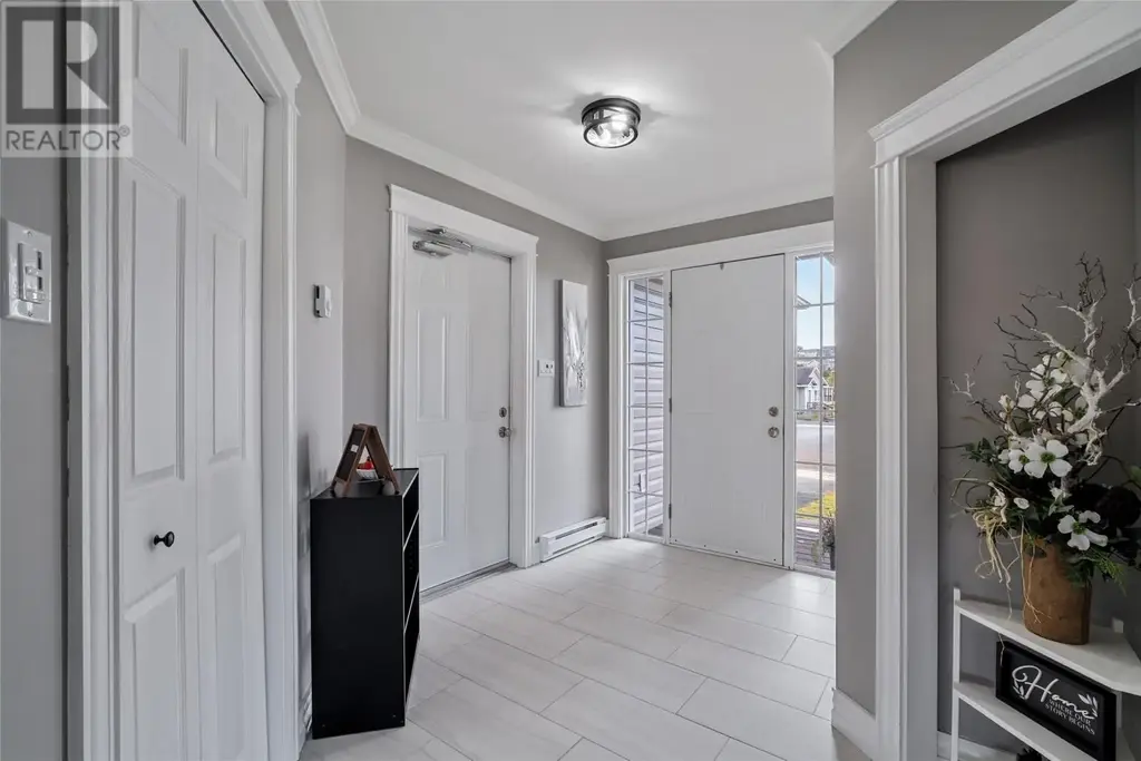Callaghan Prints $699900 | for Sale at 7 Callaghan Place | Paradise