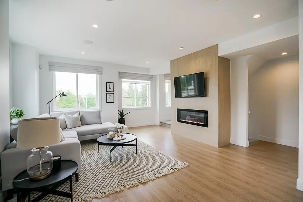 29 8140 166 Street, Surrey