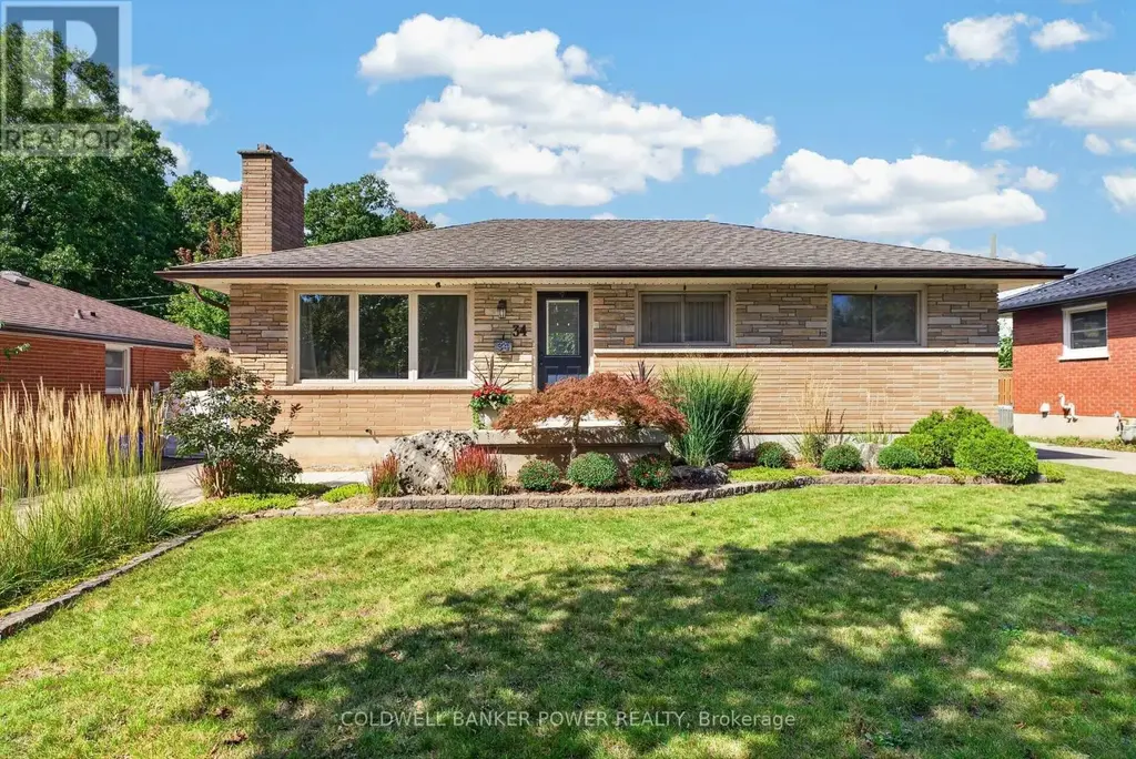 34 Algonquin Crescent, London East (East O)