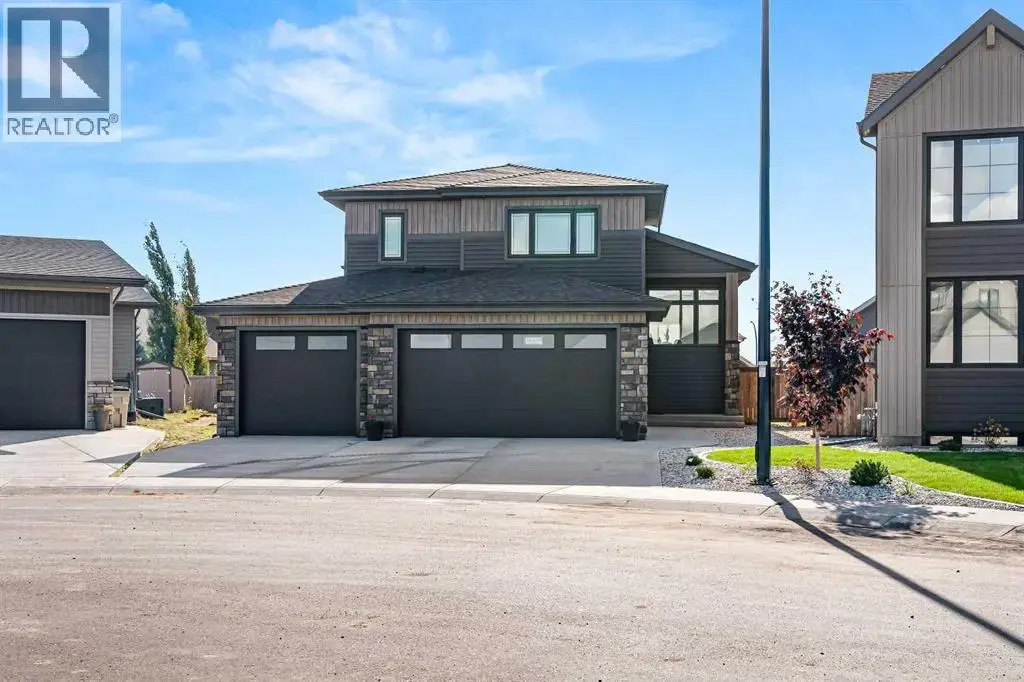 1806 60a Avenue Close, Lloydminster
