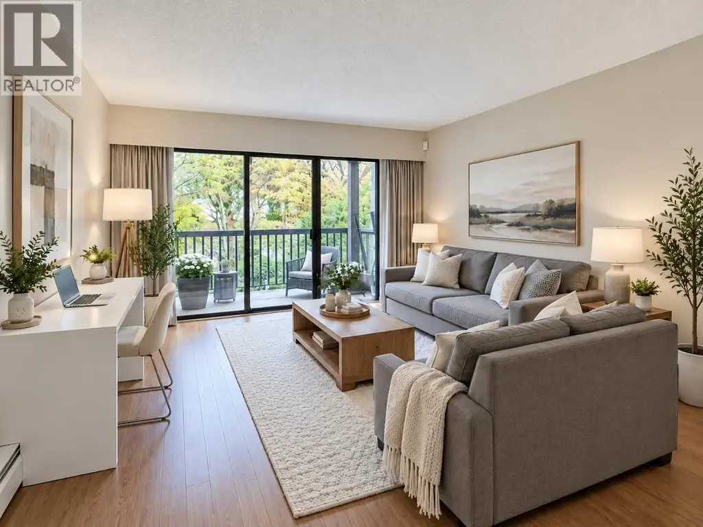 206 211 W 3rd Street, North Vancouver