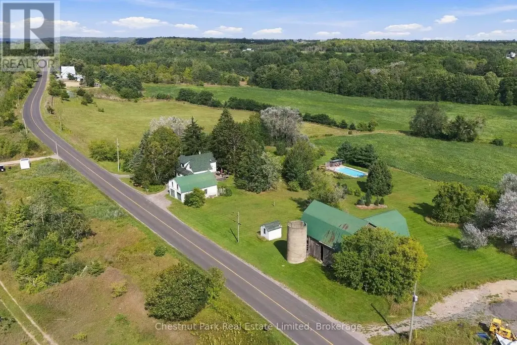 265 Ridge Road, Prince Edward County (Hallowell)