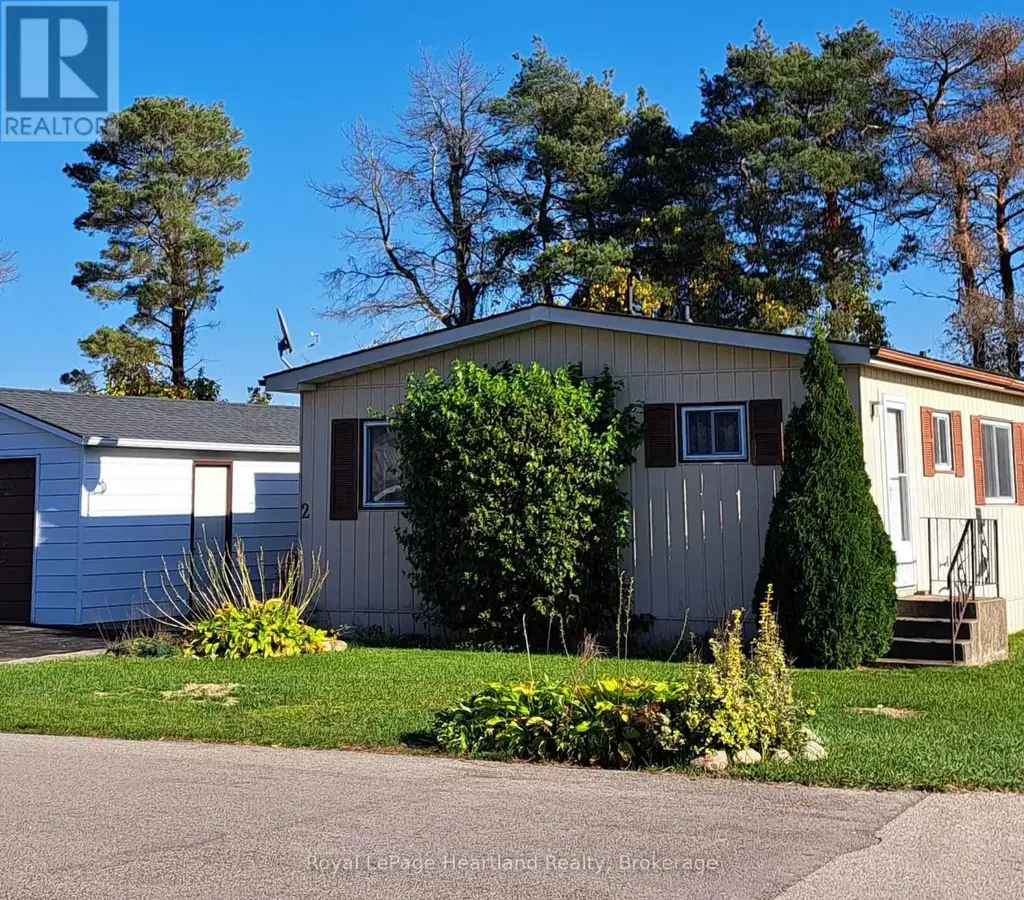 2 Velma Street, Strathroy-Caradoc (SW)