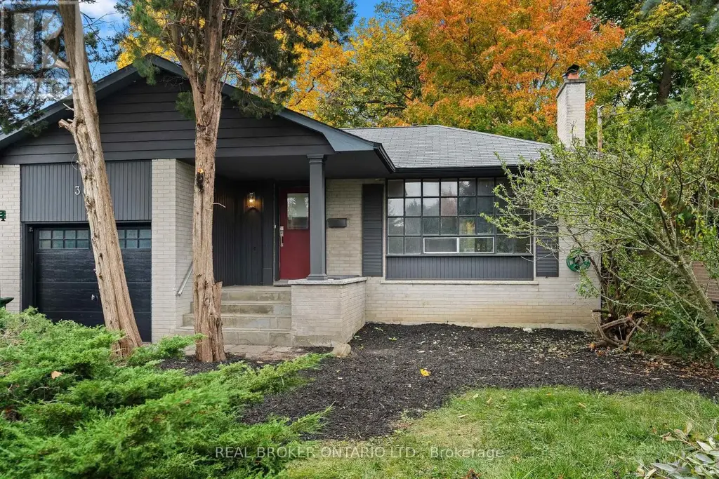 361 Rathburn Road, Toronto (Islington-City Centre West)