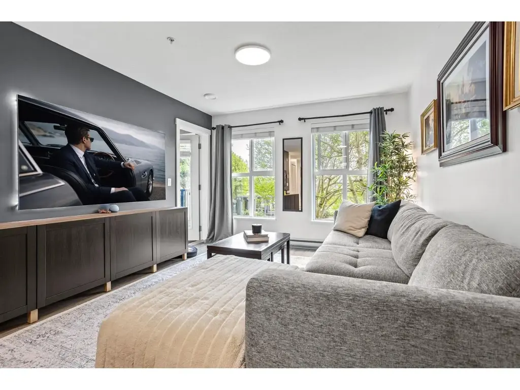 212 3323 151 Street, Surrey