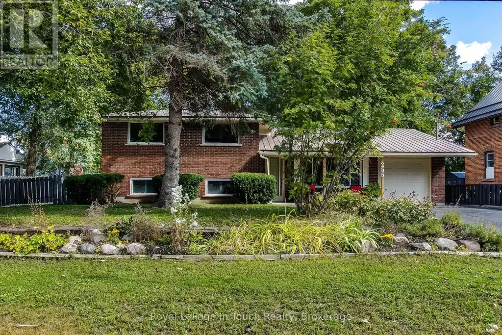255 Eighth Street, Midland