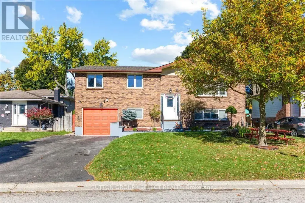 73 Gablewood Crescent, London North (North F)
