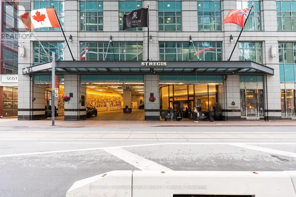 1905 - 325 Bay Street, Toronto (Bay Street Corridor)