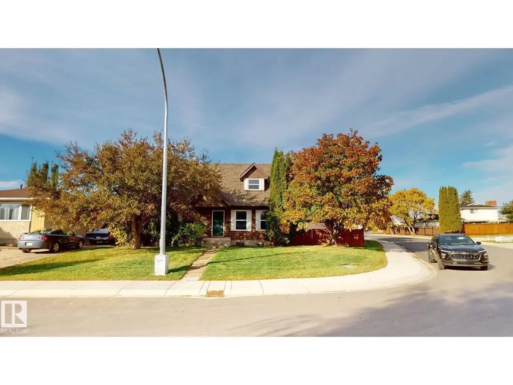 240 Humberstone Rd Nw, Edmonton