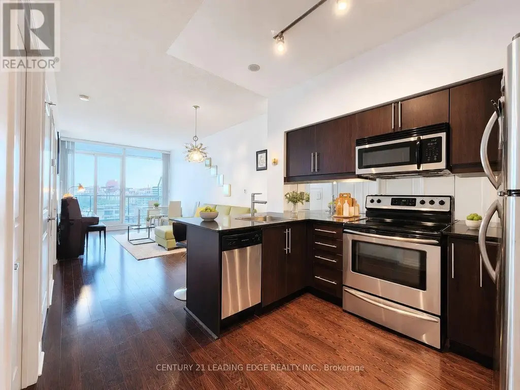 404 - 2885 Bayview Avenue, Toronto (Bayview Village)