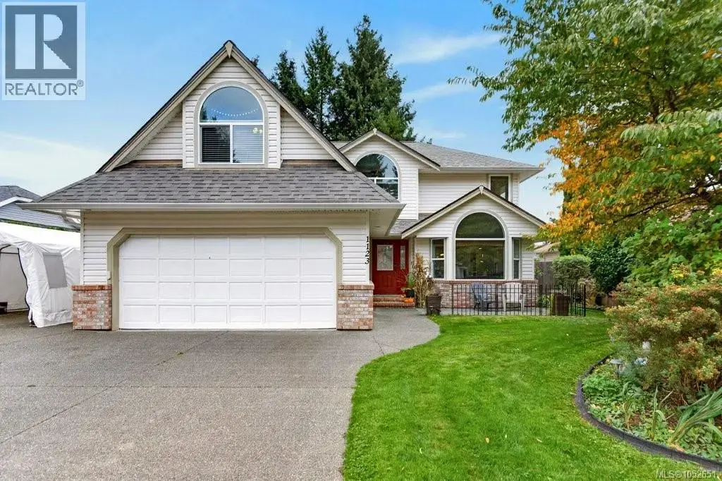 1123 Zeballos Dr, Courtenay