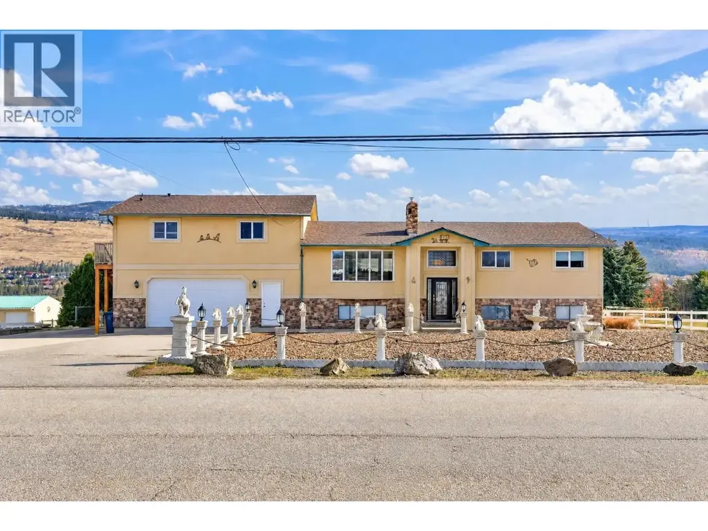 9771 Read Road, Lake Country