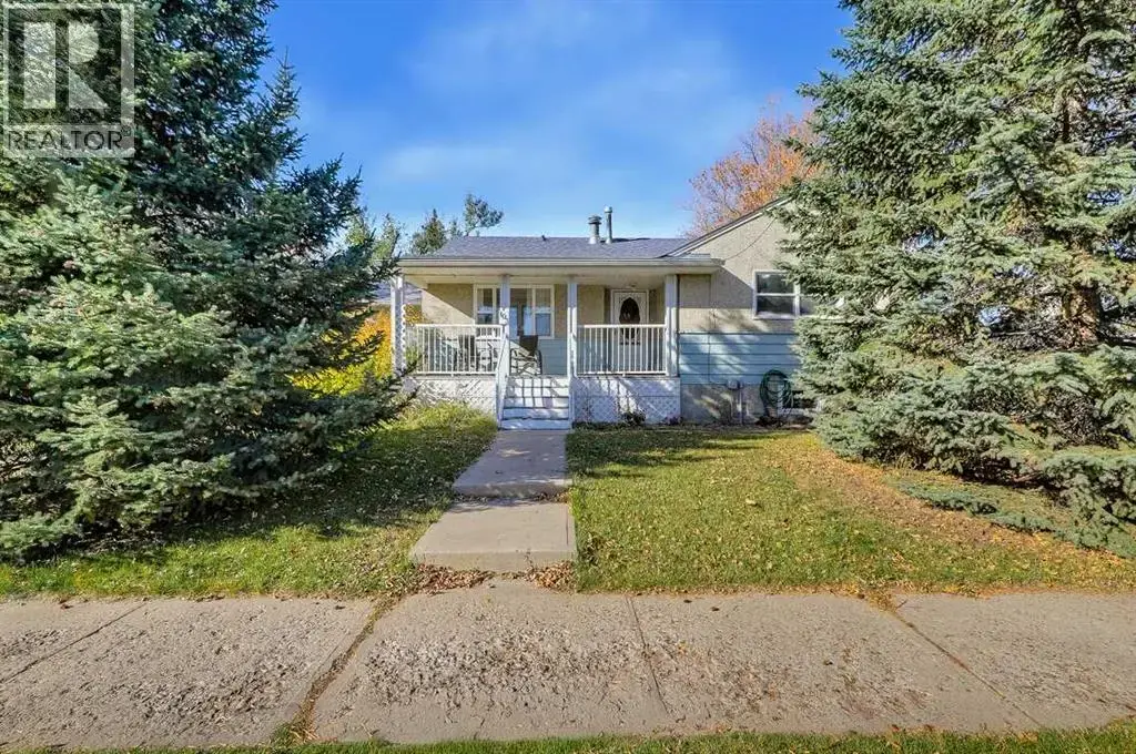 103 2 Street Se, High River