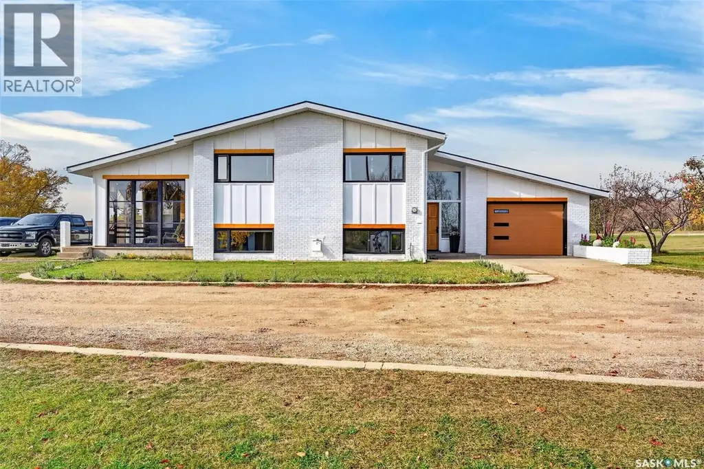Firus Acreage, Prince Albert Rm No. 461