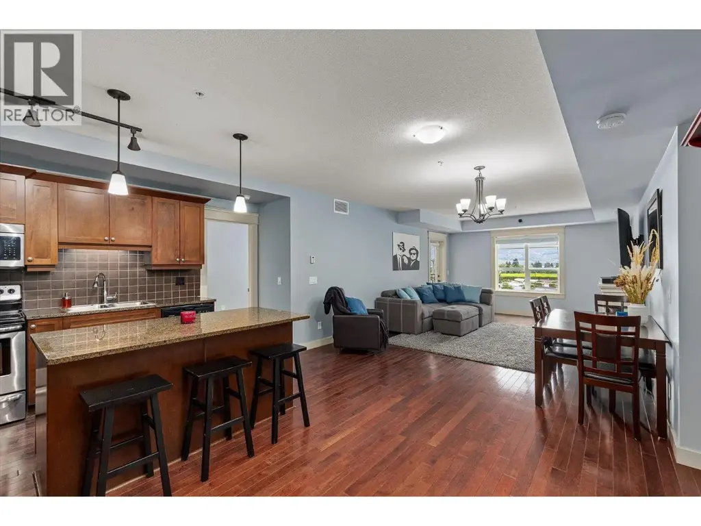2070 Boucherie Road Unit# 402, West Kelowna