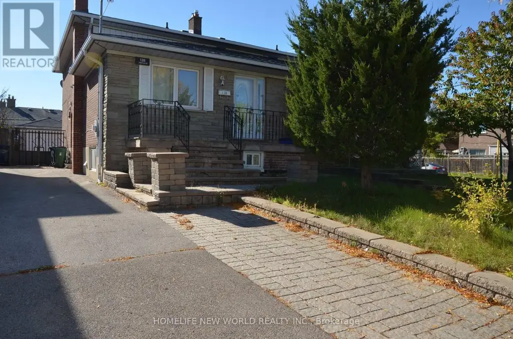 138 Lindylou Road, Toronto (Humbermede)