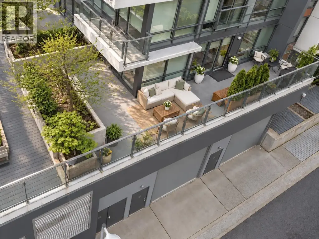 203 1788 Columbia Street, Vancouver