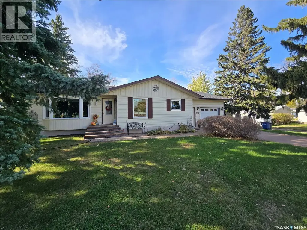 292 7th Avenue, Broadview