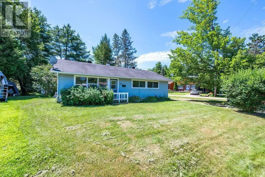 88 Glendale Avenue, Deep River