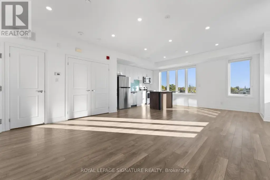 19 - 100 Long Branch Avenue, Toronto (Long Branch)