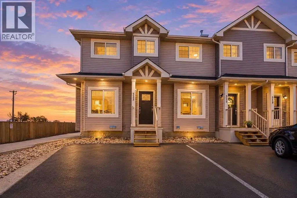523 Strathaven Mews, Strathmore